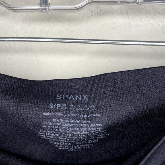 Spanx Look at Me Now Seamless Leggings Black Pants Bottoms Women Small - Picture 7 of 7